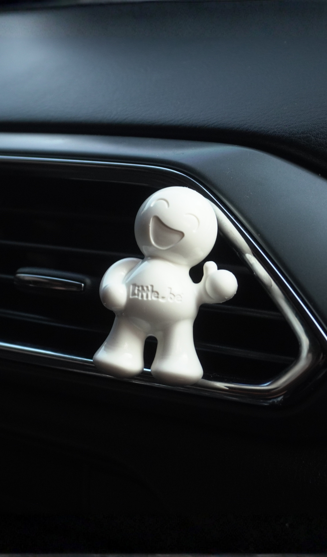 Little Joe® Thumbs up - New Car